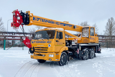 Автокран Галичанин КС-55713-1В-1 NEO на шасси КамАЗ 65115 + противовес 1,0 тн